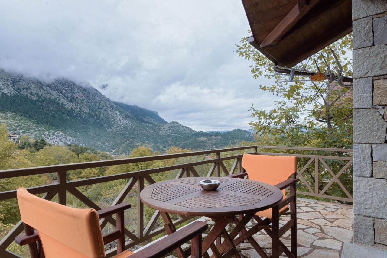 Parnassus Dreamwood Chalet Eptálofos 外观 照片